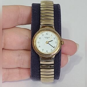 Vintage BIRKS Gold Tone Quiet Luxury Career Round Face Quartz Ladies Watch
